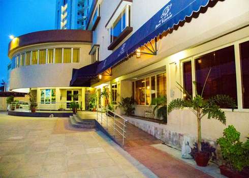 www.hotelbonvoyageng.com