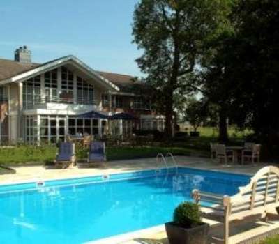 www.landhoteldeijsvogel.nl