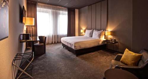 www.hotelglow.nl