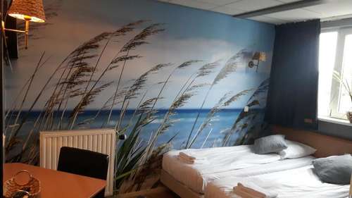 www.hotelvelsen.com