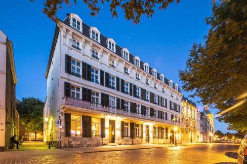 www.hotelmonasteremaastricht.com