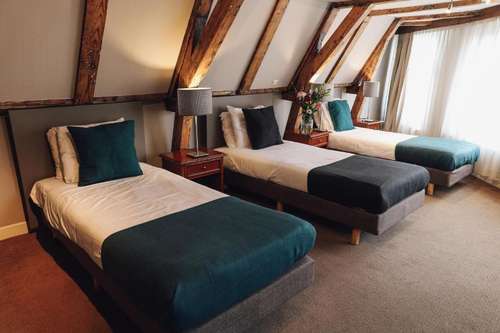 www.hotelcornerhouse.nl