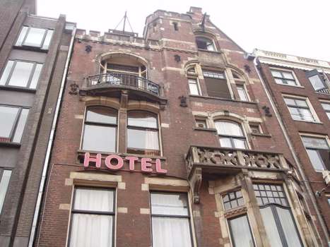 www.manofa-hotel.com