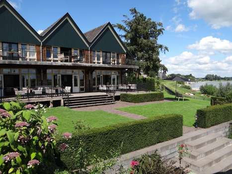 www.villaveertien.nl