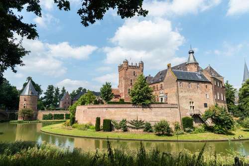 www.huisbergh.nl