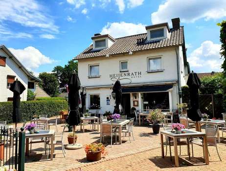www.hotelheijenrath.com