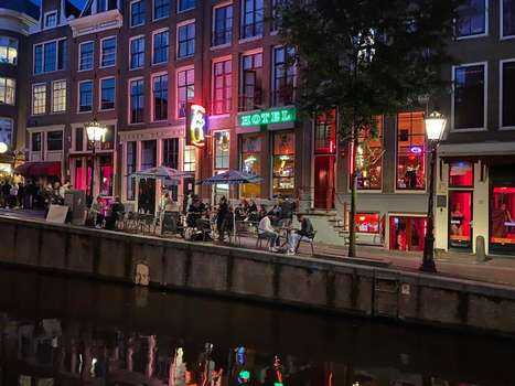 www.hotelroyaltaste.nl