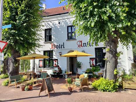 www.hotelnieuwantiek.nl
