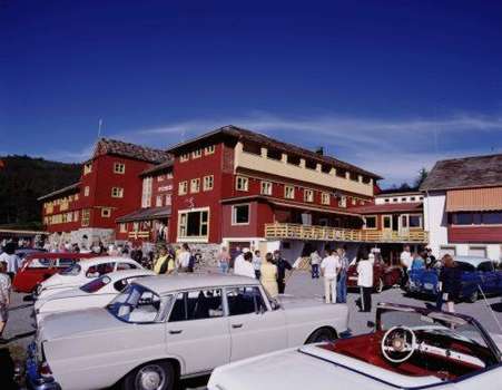 www.fossli-hotel.com