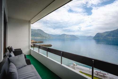 www.leikangerfjordhotel.no