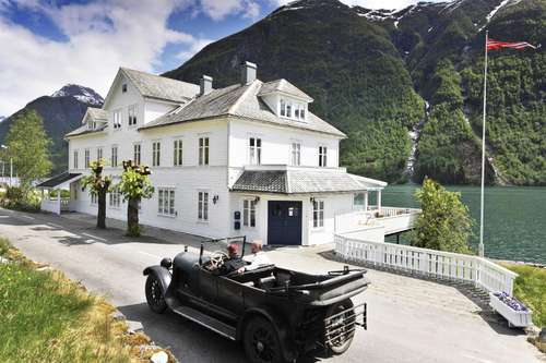 www.fjaerlandhotell.no