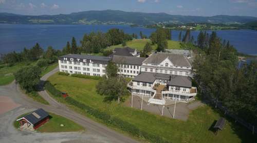 www.selbusjoenhotell.no