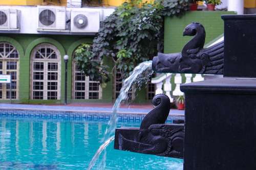 www.hotelwoodlandktm.com