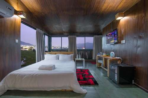 www.gustoaccommodation.com