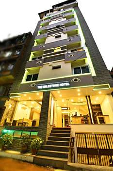 www.hotelthemilestone.com