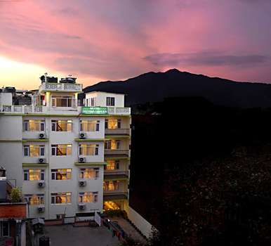 www.hotelsapanagarden.com