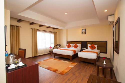 www.hoteljaysuites.com