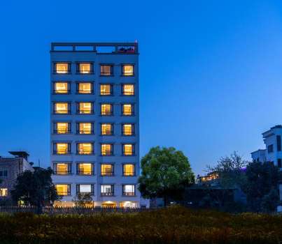 www.landmarkkathmandu.com