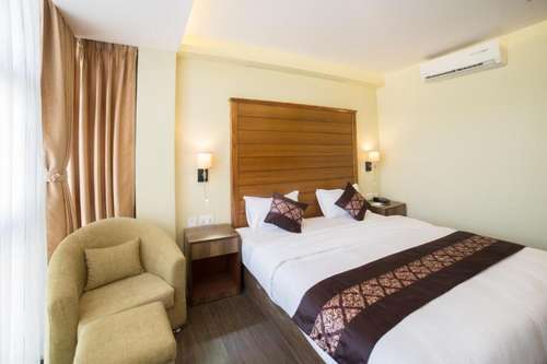 www.ganapatiairporthotel.com