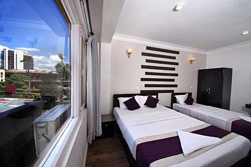 www.hotellivinkathmandu.com