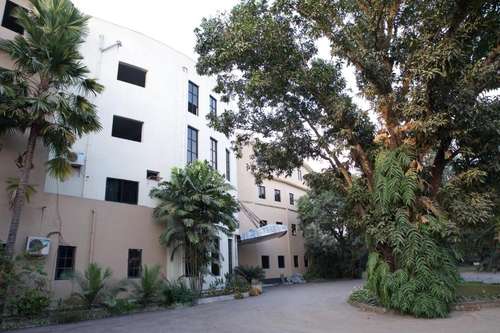 www.centralpalms-hotel.com.np