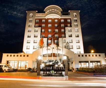 www.grandhotelnepal.com