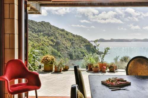 www.donkeybayinn.co.nz