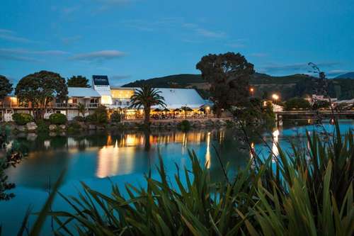 www.trailwayshotel.co.nz