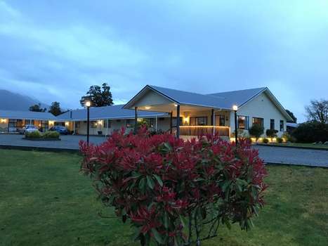 www.highpeakshotel.co.nz