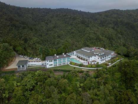 www.waitakereresort.co.nz
