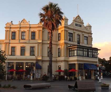 www.esplanadehotel.co.nz