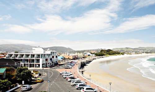 www.hotelstclair.com