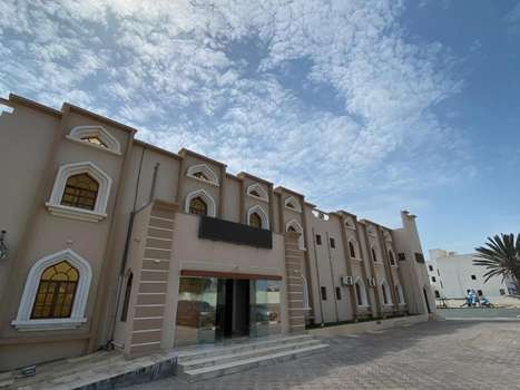 www.danat-hotel.com