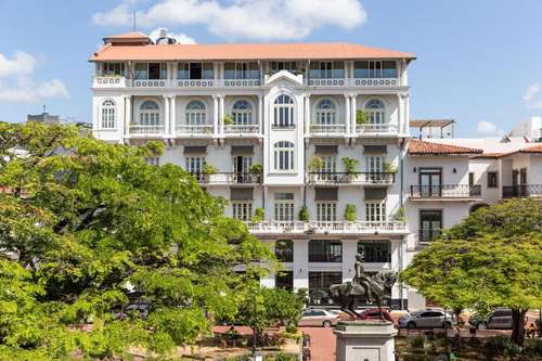 www.americantradehotel.com