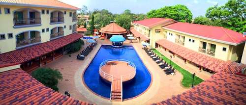 www.hotelazuero.com