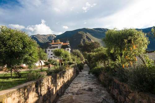 www.hotelvallesagrado.com