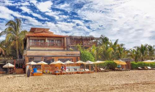 www.hoteldongiovannimancora.com