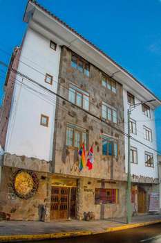 www.hotelwarari.com