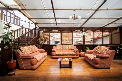 www.hotelsantamariacusco.com