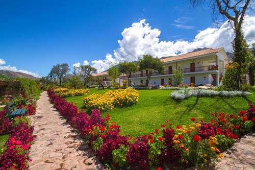 www.hotelagustos.com