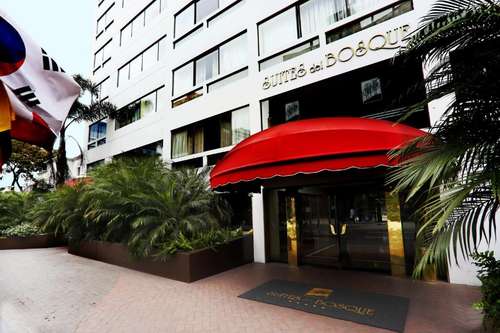 www.suitesdelbosque.com