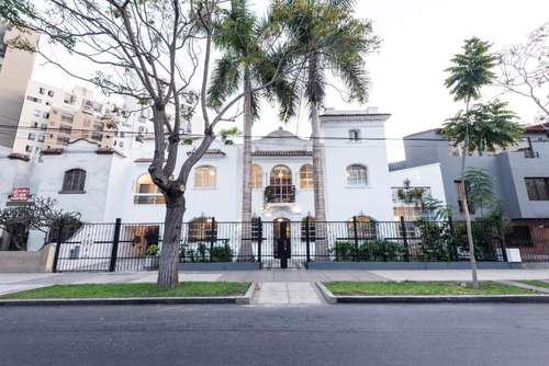 www.attaleahotel.com