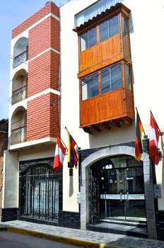 www.casonaplazahoteles.com