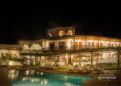 www.hotelvinasqueirolo.com