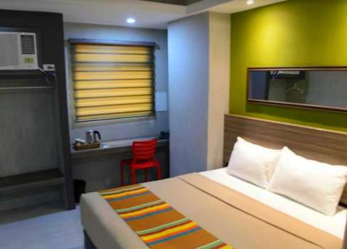 www.expressinnph.com