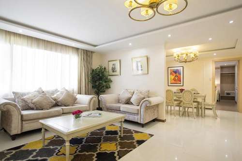 www.goldenprincehotel.com