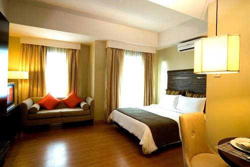 www.lancasterhotels.com.ph