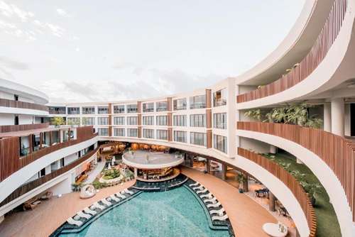 www.thehuehotel.com