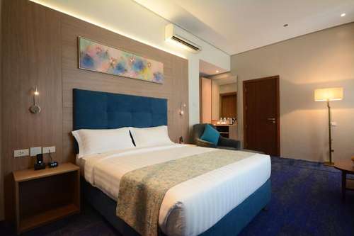 www.bluelotushotel.com