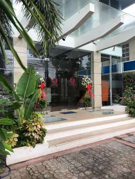 www.seacliffsuiteshotel.com